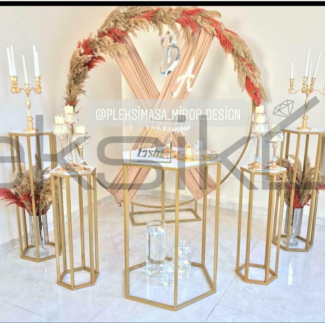 Metal hexagonal table set and backdrop